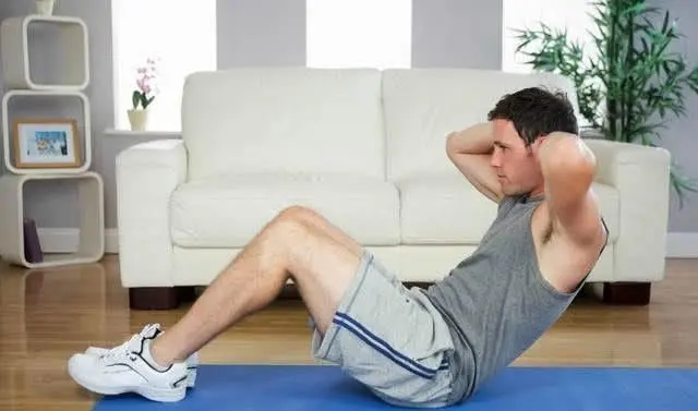 仰卧起坐能减掉肚子上的赘肉吗（仰卧起坐可以帮助你减掉腹部脂肪吗？）