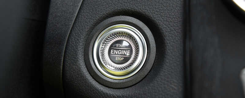 奔驰E260L一键启动正确使用方法(奔驰e260l启动步骤)