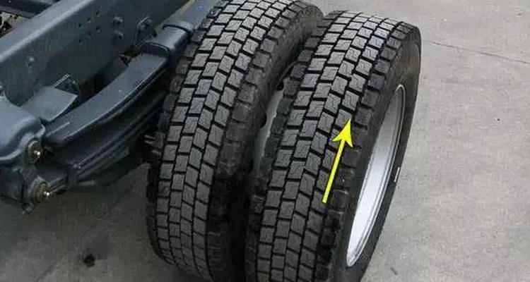汽车轮胎花纹对称和非对称区别