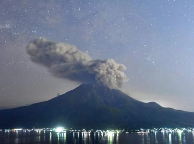 世界最大活火山或将喷发，时隔40年最大活火山喷发