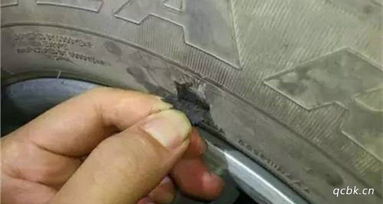 轮胎侧壁划破了能修补吗(轮胎旁边划破可以修补吗)