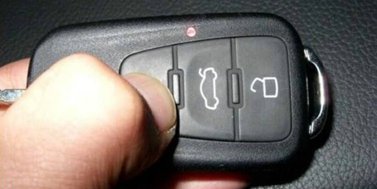 汽车钥匙灯不亮是什么原因(汽车钥匙维修遥控钥匙维修)